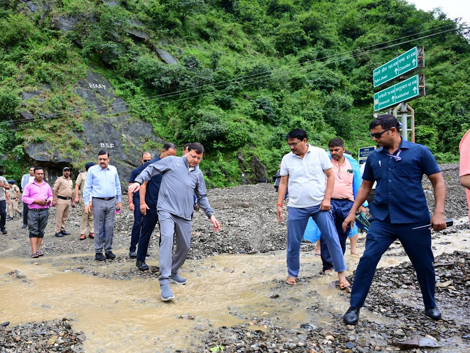 Uttarakhand CM Pushkar Singh Dhami overseeing disaster relief in the state (Photo/CMO)  
