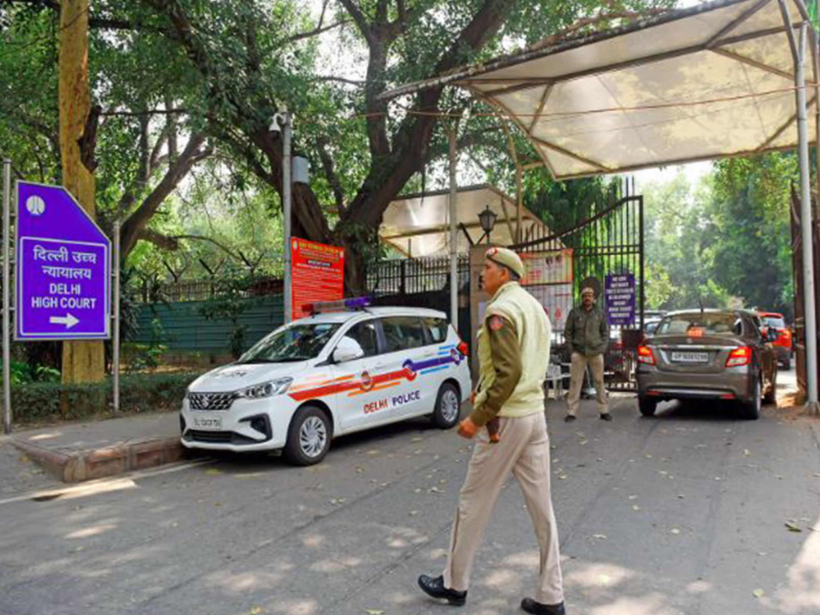 HC seeks response of MCD and Delhi Govt on PIL for needy students suffering from poor eyesight