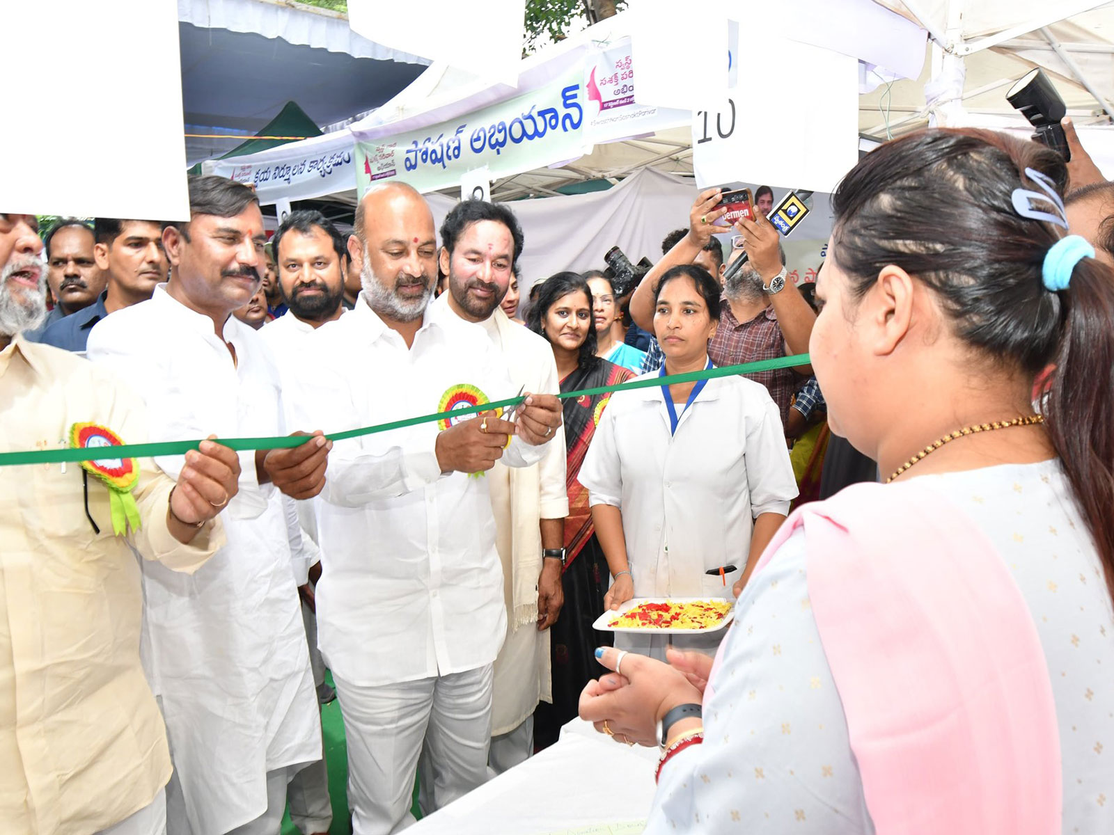 Women should make use of healthcare services provided under 'Swasth Nari Sashakt Parivar': Union Minister Bandi Sanjay