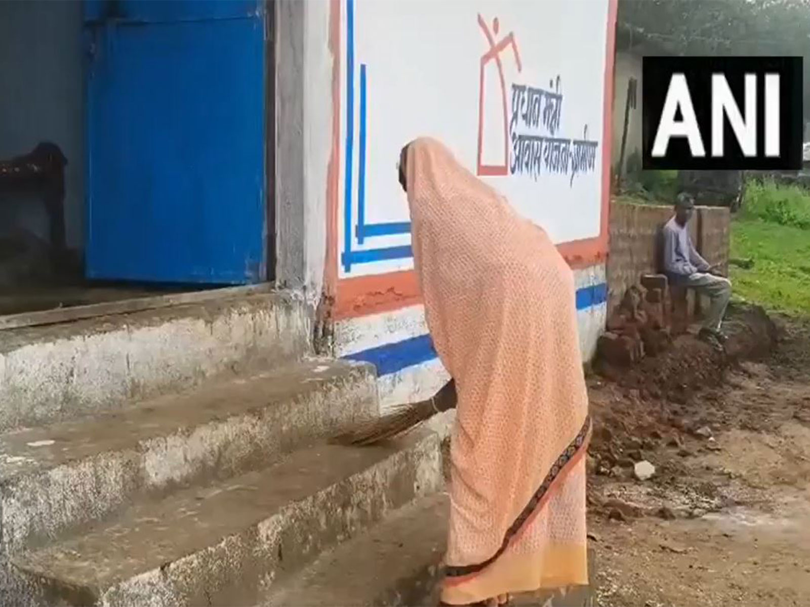 25 houses approved for surrendered naxals and Naxal-affected families in Balrampur  (Photo/ANI)