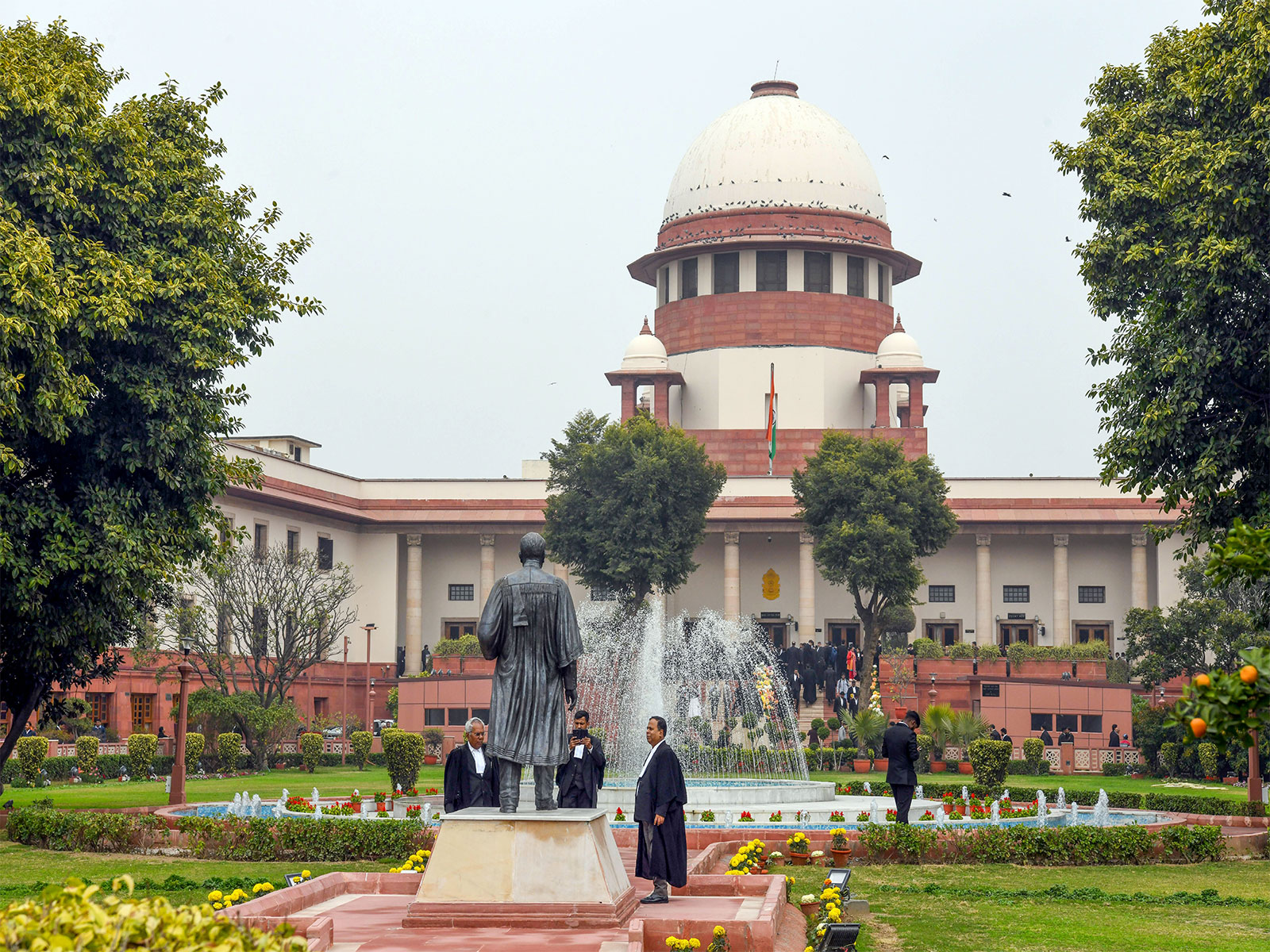 SC directs states, UTs to frame rules for registration of Sikh marriages