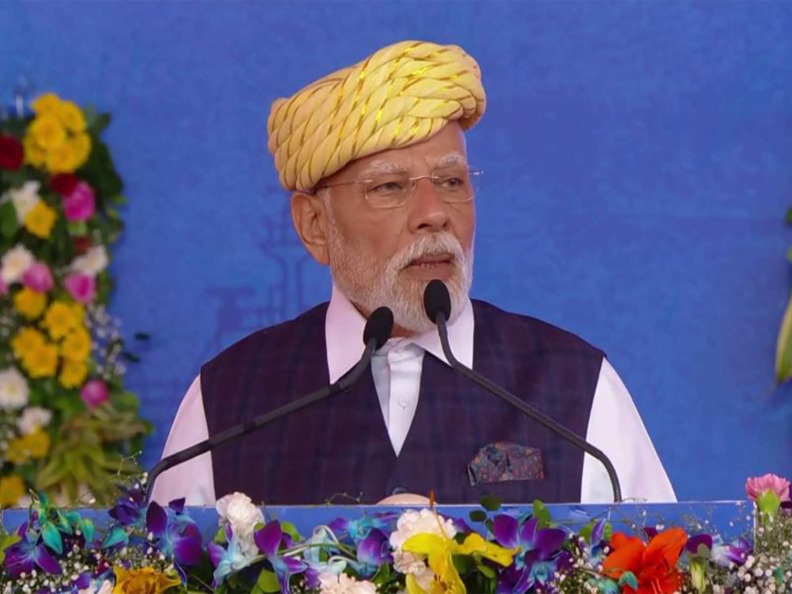 "One lakh people donated blood, 30,000 health camps held in Gujarat": PM Modi lauds Seva Pakhwada in Bhavnagar