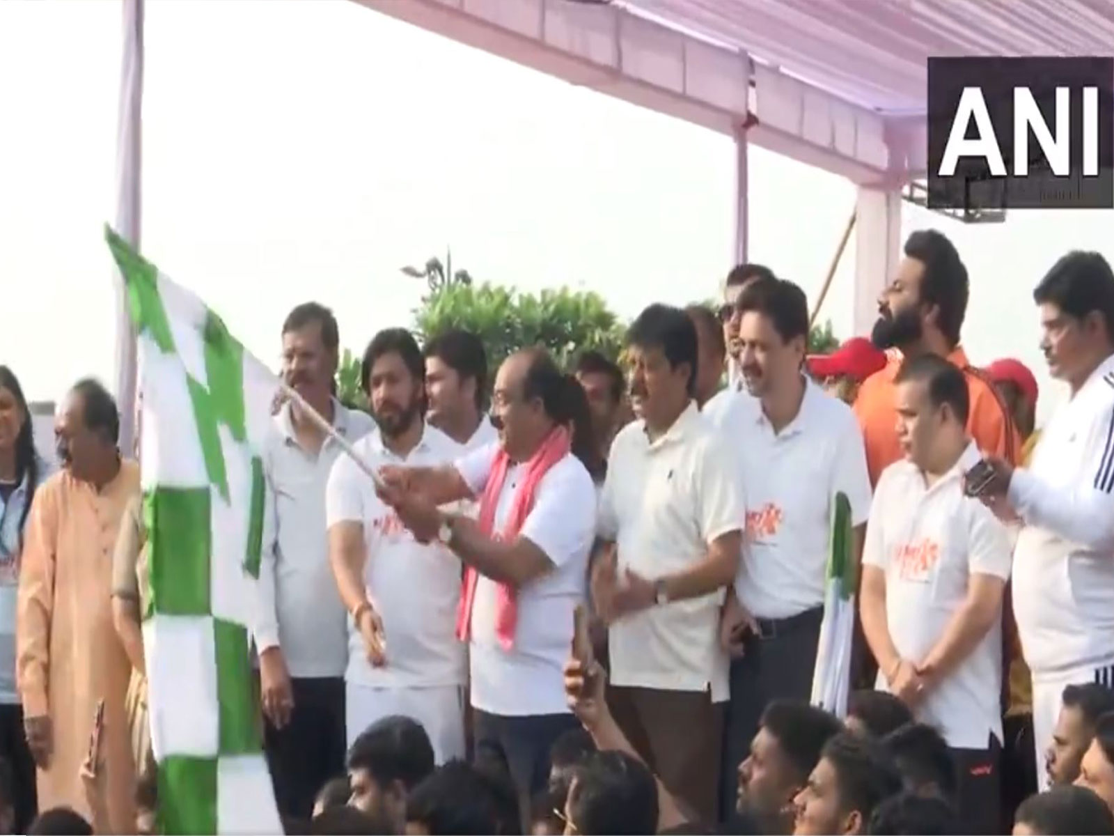 Chhattisgarh Dy CM Arun Sao flags off 'Namo Yuva Run' in Raipur. (Photo/ANI)