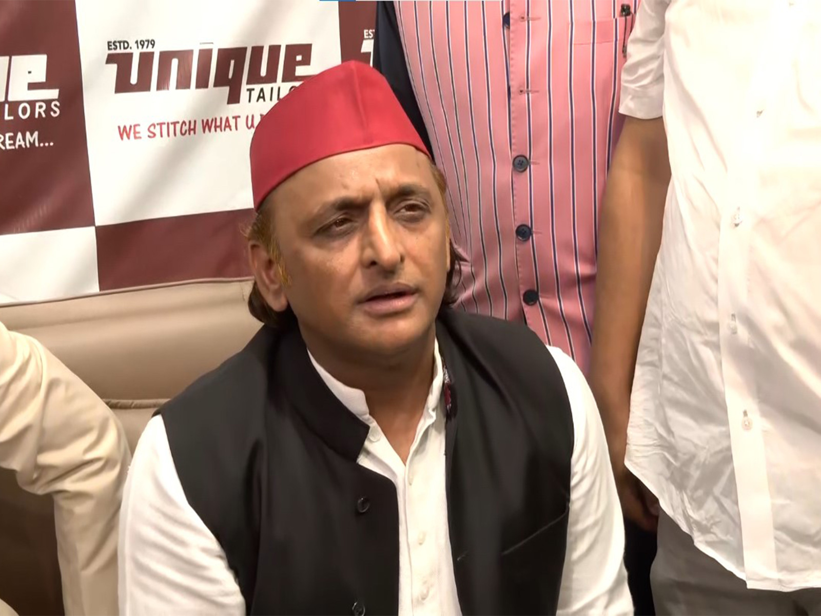 Akhilesh Yadav welcomes Azam Khan's release from jail, says all "false cases" against him will be withdrawn when Samajwadi Party forms government