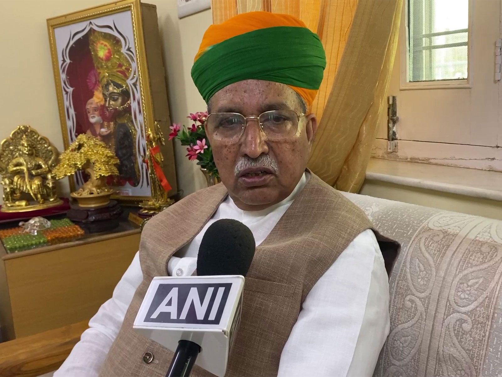 "No faith in constitutional bodies": Union Minister Meghwal accuses Rahul Gandhi of making "baseless allegations" against ECI