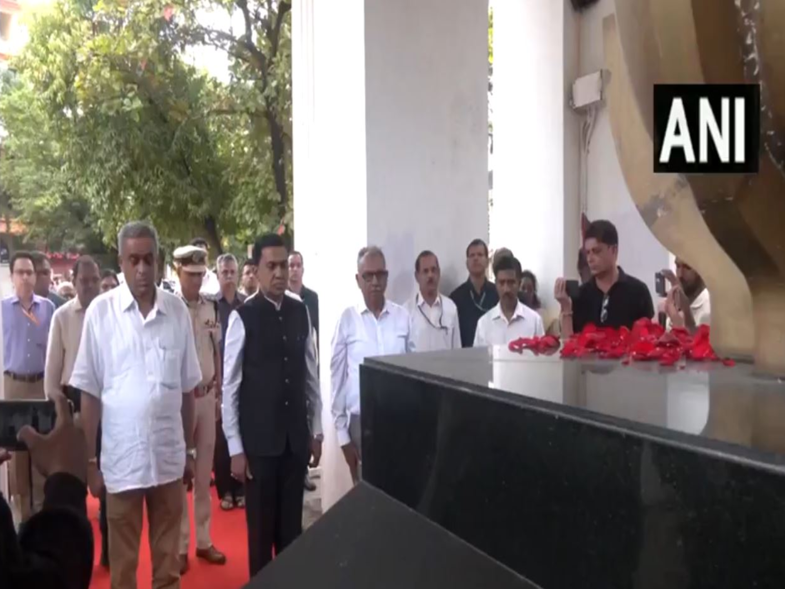 Goa CM Pramod Sawant pays tribute to TB Cunha on his death anniversary in Panaji (Photo/ANI)