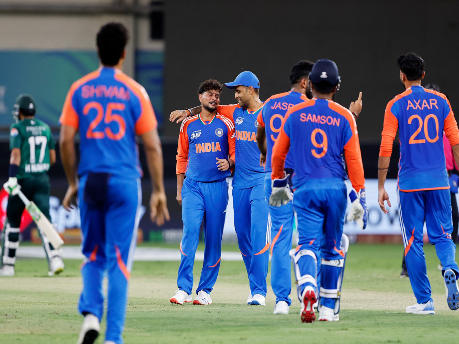 Asia Cup Super Fours: Sri Lanka win toss opt to field, India rest Dube, Bumrah before final