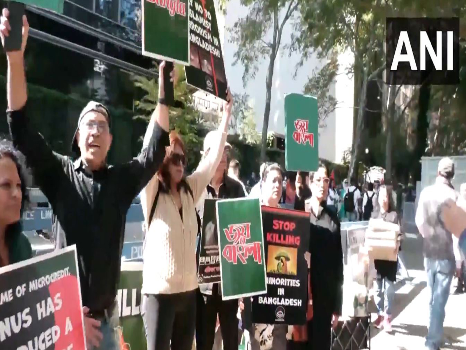 Bangladeshi diaspora in US stages protest against Muhammad Yunus (Photo/ANI)